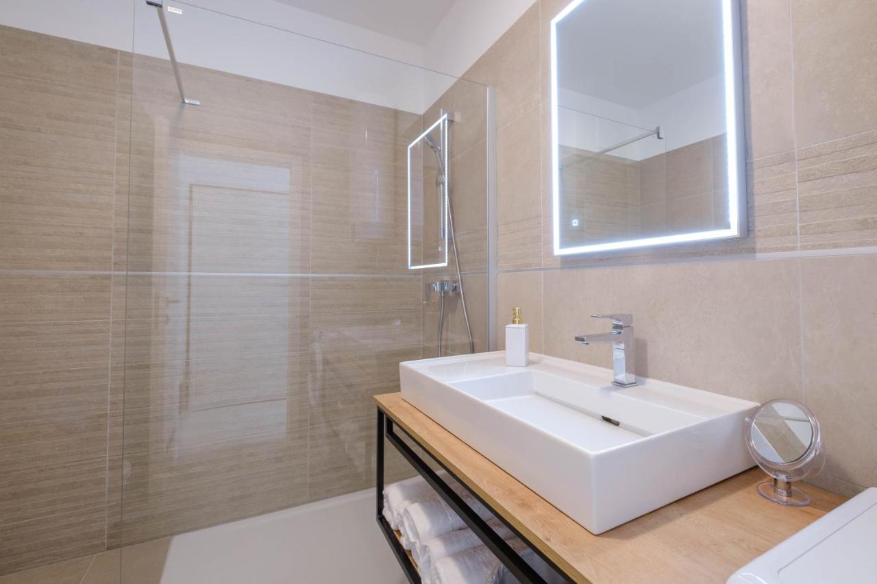 Mb Luxury Apartments Zadar Luaran gambar