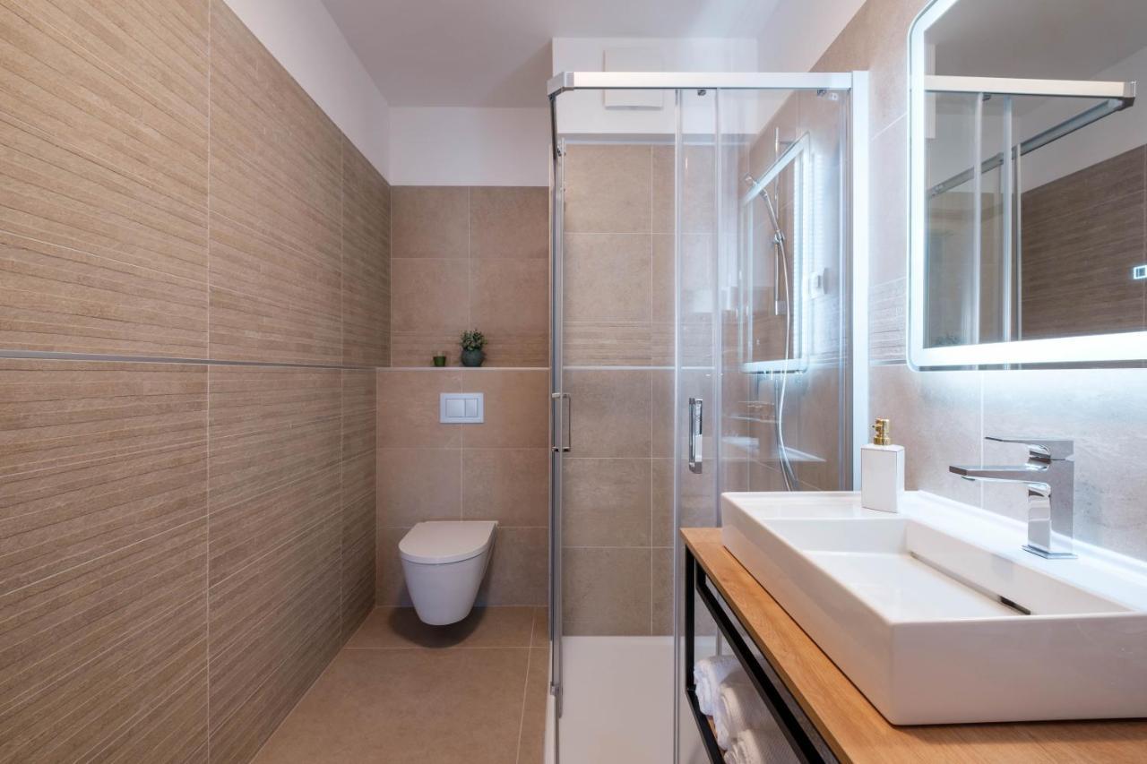 Mb Luxury Apartments Zadar Luaran gambar